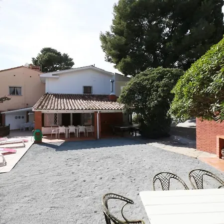 Ciurana 11 Personas En 13175 Only Family Complex Villa
