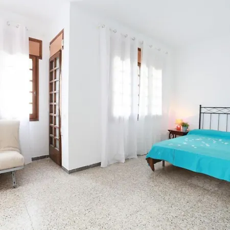 Ciurana 11 Personas En 13175 Only Family Complex Villa